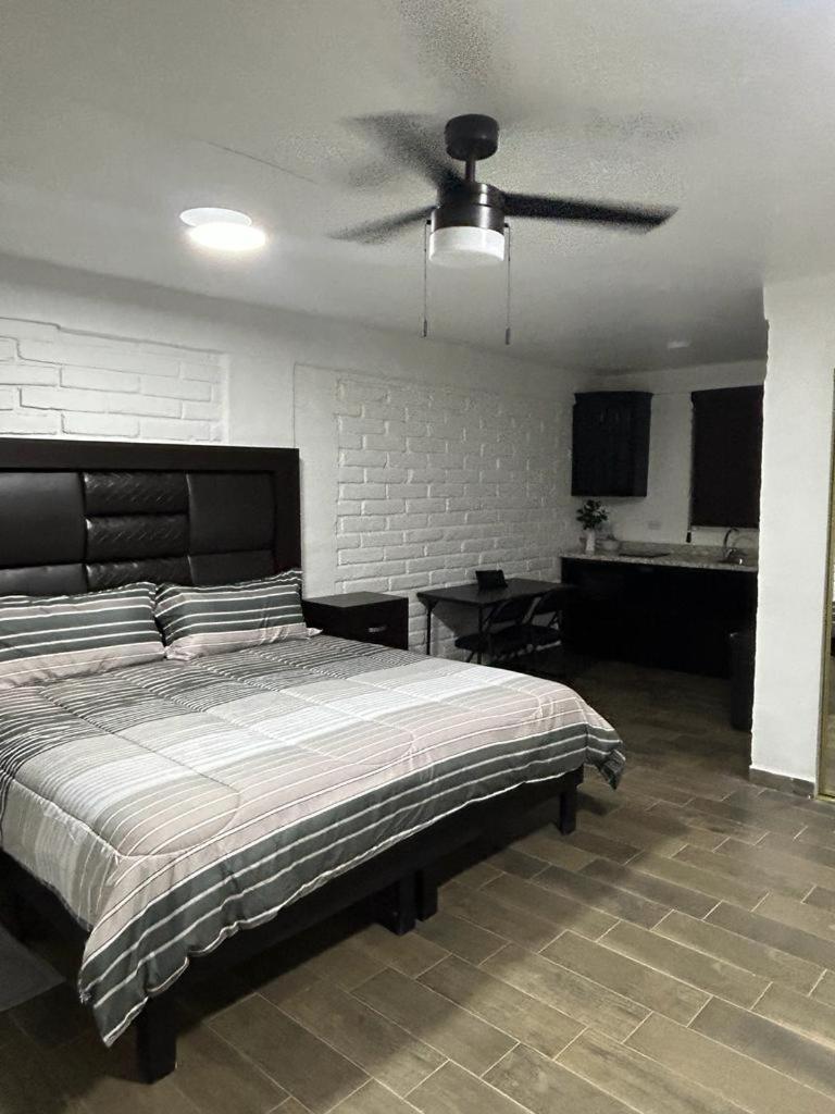 Hotel And Suites Cananea ภายนอก รูปภาพ