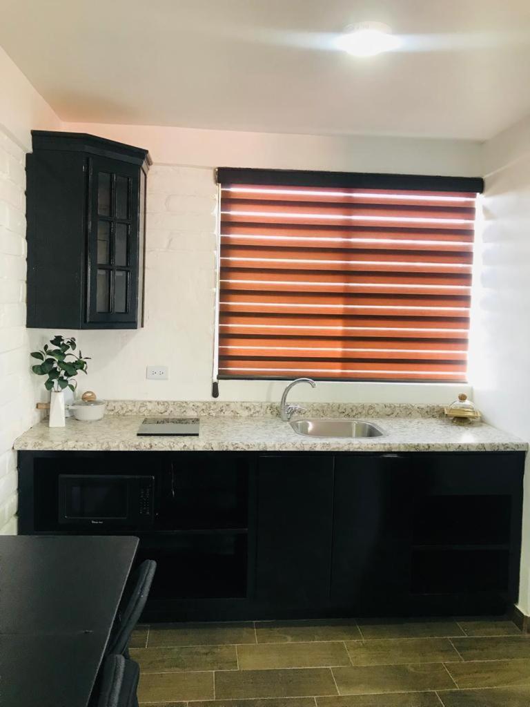 Hotel And Suites Cananea ภายนอก รูปภาพ