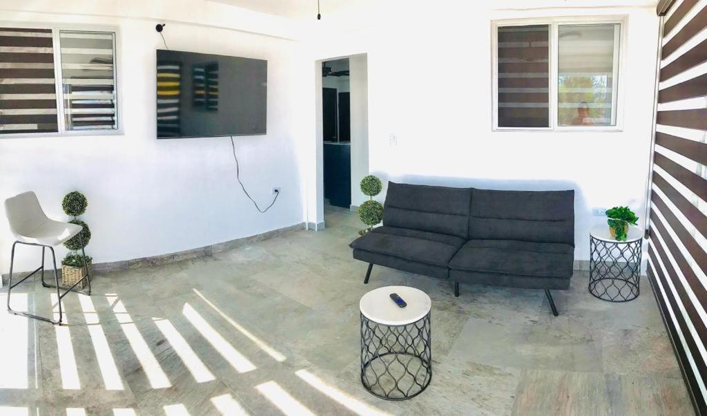 Hotel And Suites Cananea ภายนอก รูปภาพ